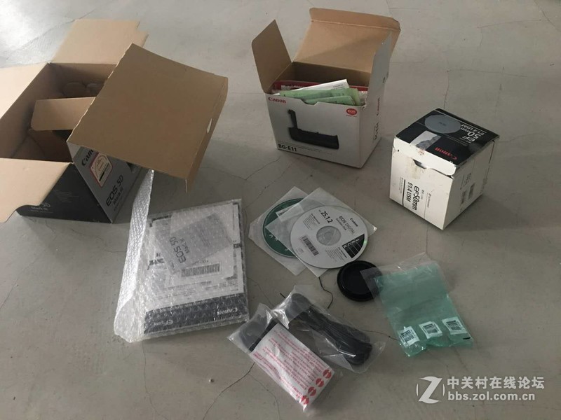 出一套自用的佳能5D3相机+闪光灯、摄影灯等，原装正品行货