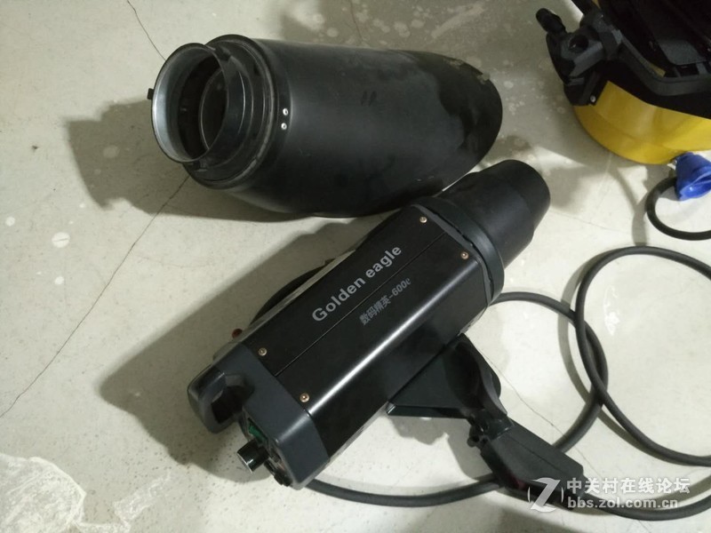 出一套自用的佳能5D3相机+闪光灯、摄影灯等，原装正品行货