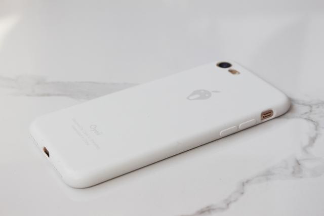 种草！这款 iPhone 液态硅胶手机壳手感不输官网 保护更周全