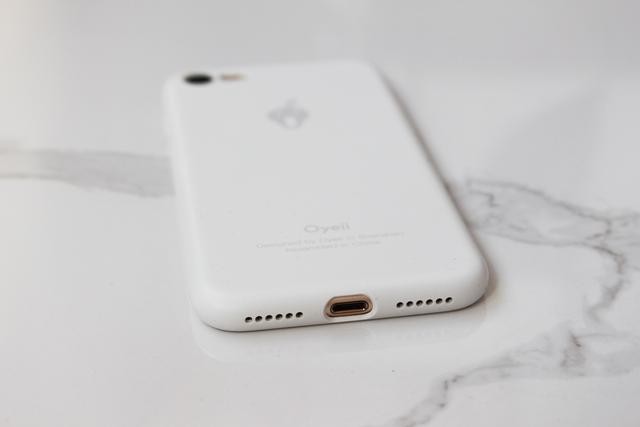 种草！这款 iPhone 液态硅胶手机壳手感不输官网 保护更周全