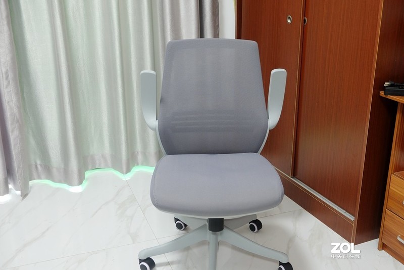 来自女友的关爱，高性价比电脑椅西昊M59开箱