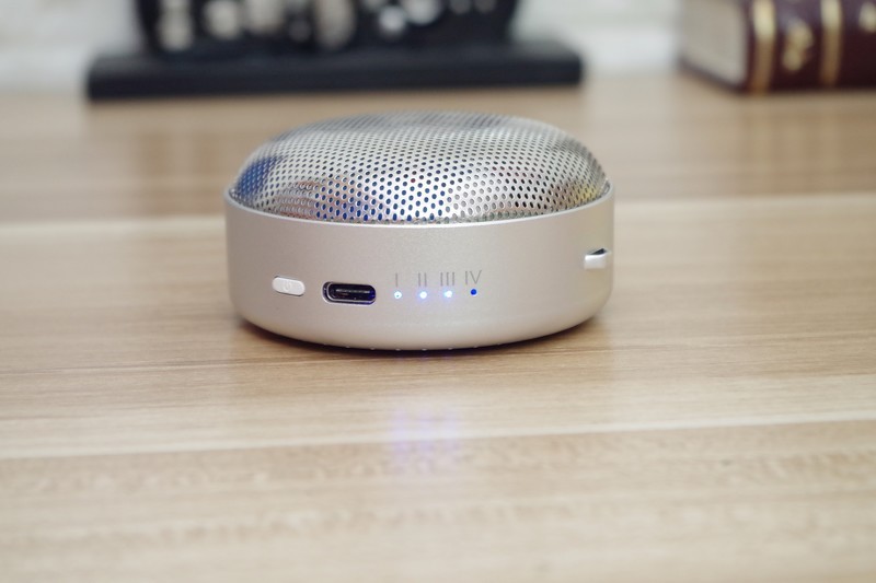 能装进口袋的蓝氧消毒除味器，小米会盯上吗？XTAR AF1评测