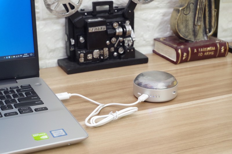 能装进口袋的蓝氧消毒除味器，小米会盯上吗？XTAR AF1评测