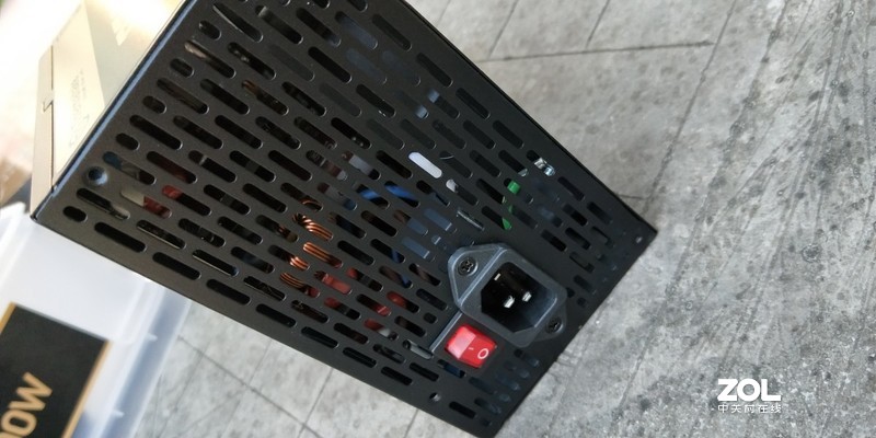 不按套路出牌瞎搞机——为NAS铺路