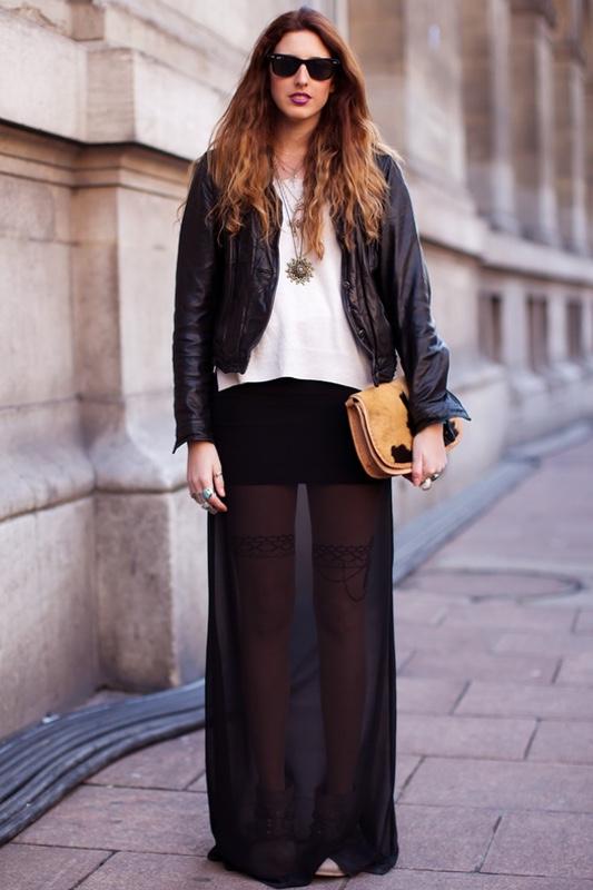 美女的日常：让透薄纱裙随风飘扬！