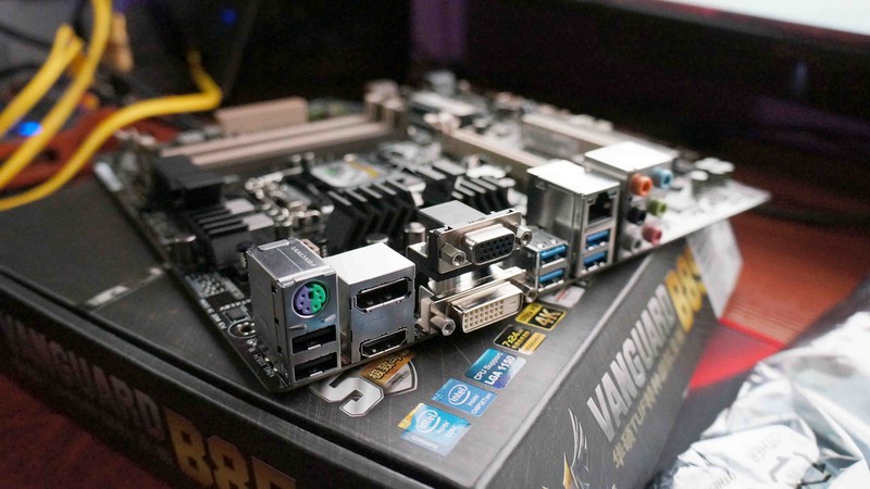 JD 华硕 全新B85特种部队M-ATX   C300 256G SSD