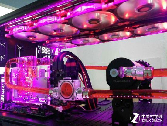 Tt 零度纯手工水冷装备的水管不错