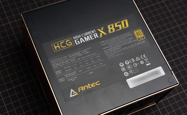 i5-9400F带RTX2080Ti？画面确实太美