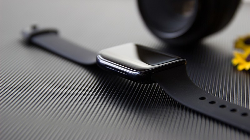 手腕上的智能设备，OPPO Watch真的很智能