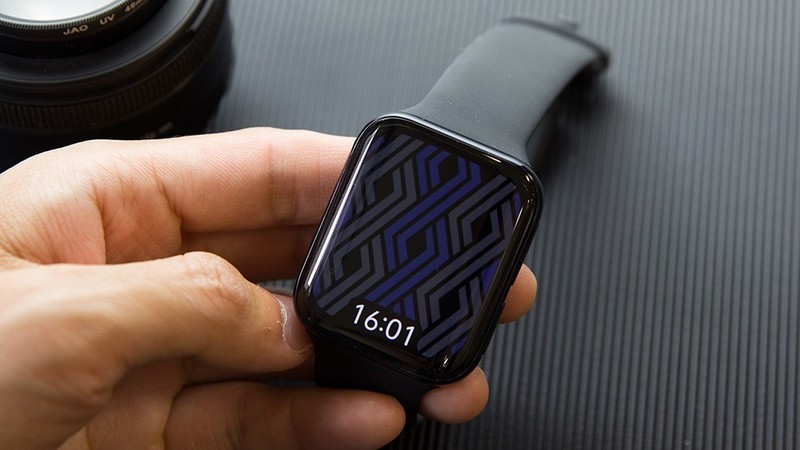 手腕上的智能设备，OPPO Watch真的很智能