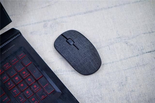 布艺鼠标的新风尚，唯美设计的新起点--雷柏M200Plus分享