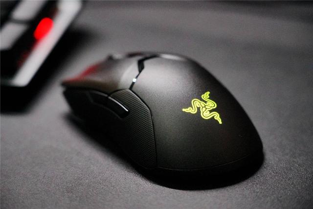 生而全能，让游戏体验更加纯粹--雷蛇毒蝰终极版电竞鼠标