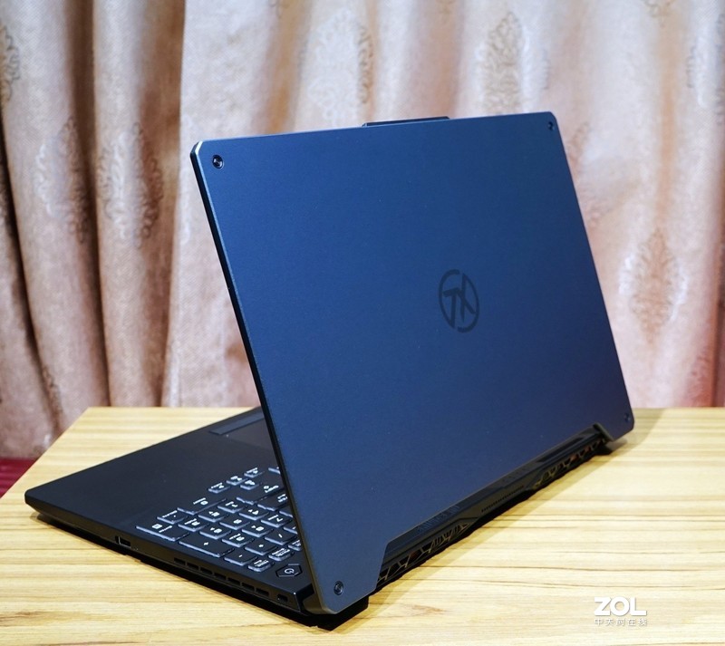 NVIDIA RTX. It’s On，光追特效不是噱头——华硕天选游戏笔记本入手和游戏详测