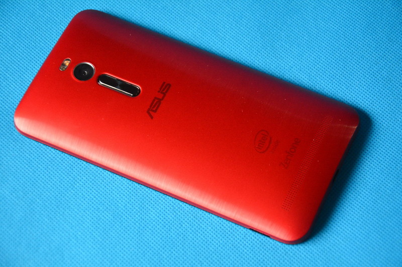 华硕ZenFone2，骚红把我陶醉了！