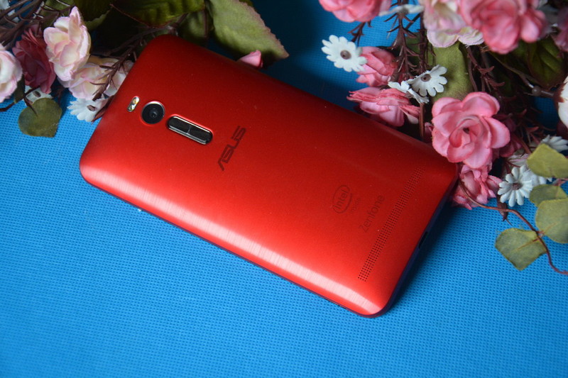 华硕ZenFone2，骚红把我陶醉了！