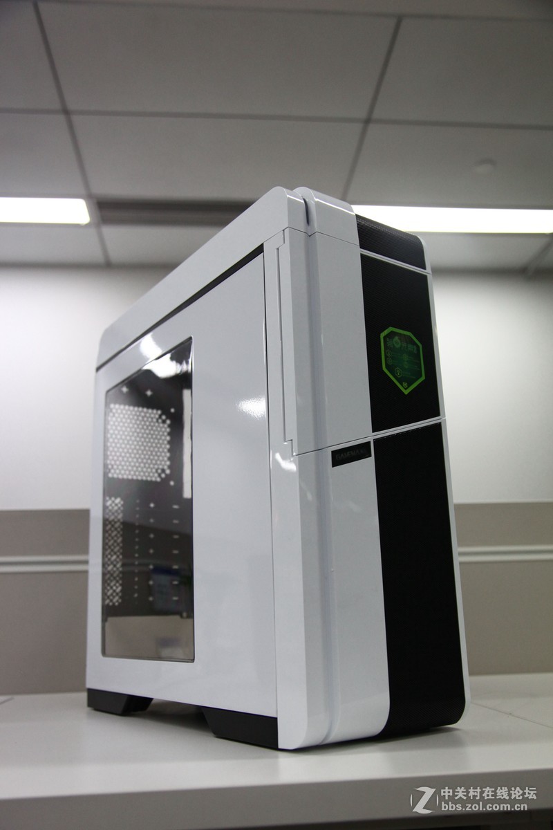 【周末齐搞机】GAMEMAX碳60+24K金牌750W+GTX960SLI作业报告