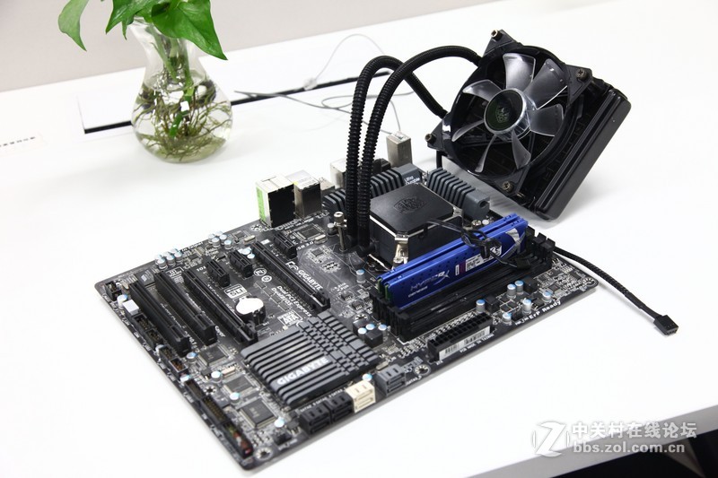 【周末齐搞机】GAMEMAX碳60+24K金牌750W+GTX960SLI作业报告