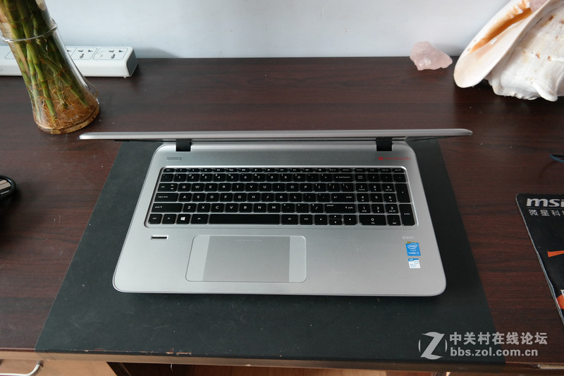 女神本！惠普E神15-k301TU小苍游戏笔记本开箱评测 实测LOL