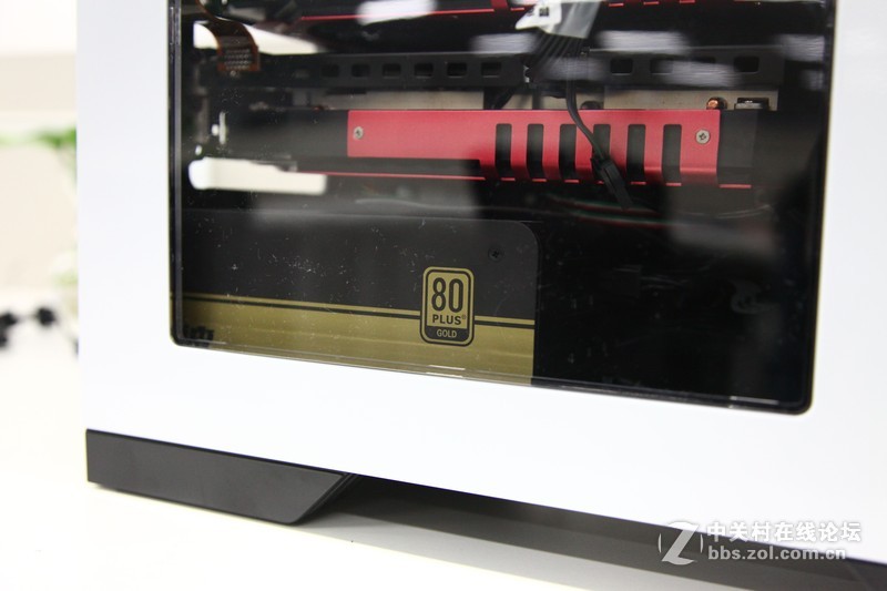 【周末齐搞机】GAMEMAX碳60+24K金牌750W+GTX960SLI作业报告