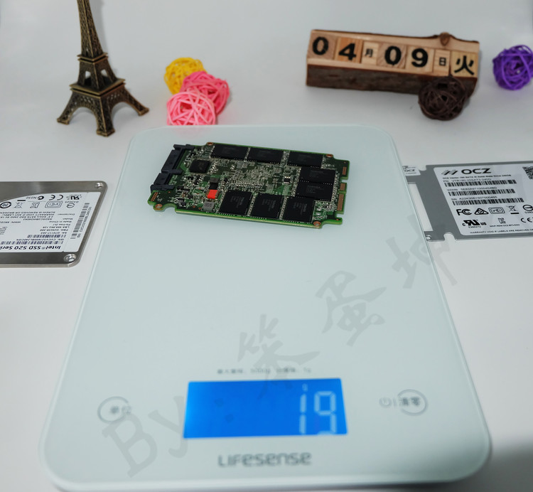 #OCZ Vector 180系列SSD全网首发试用#体验极致加速！享受来自电脑的推背感！拆机篇！