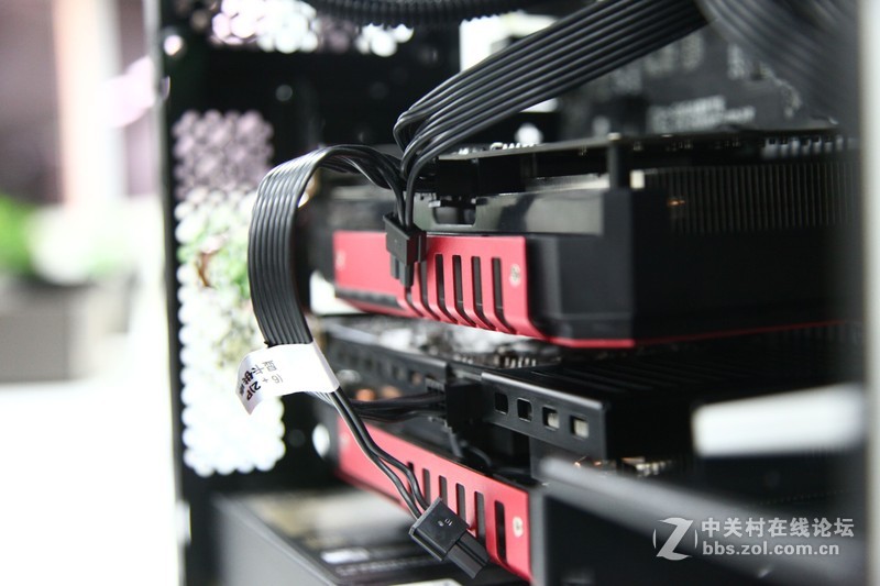 【周末齐搞机】GAMEMAX碳60+24K金牌750W+GTX960SLI作业报告