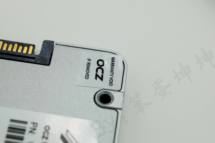 #OCZ Vector 180系列SSD全网首发试用#体验极致加速！享受来自电脑的推背感！拆机篇！