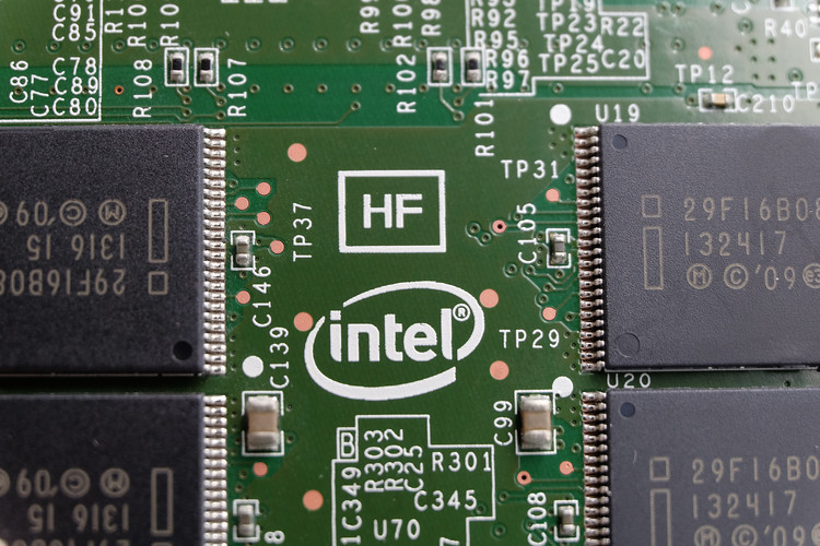 #OCZ Vector 180系列SSD全网首发试用#体验极致加速！享受来自电脑的推背感！拆机篇！