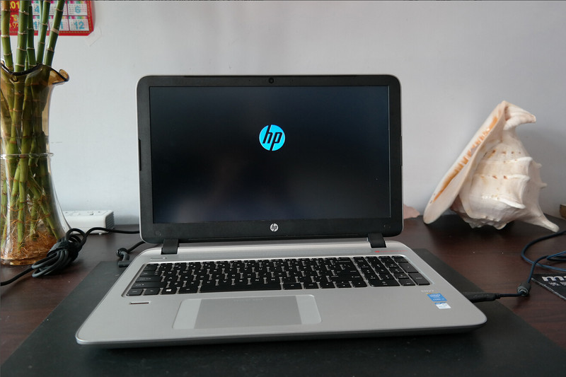 女神本！惠普E神15-k301TU小苍游戏笔记本开箱评测 实测LOL