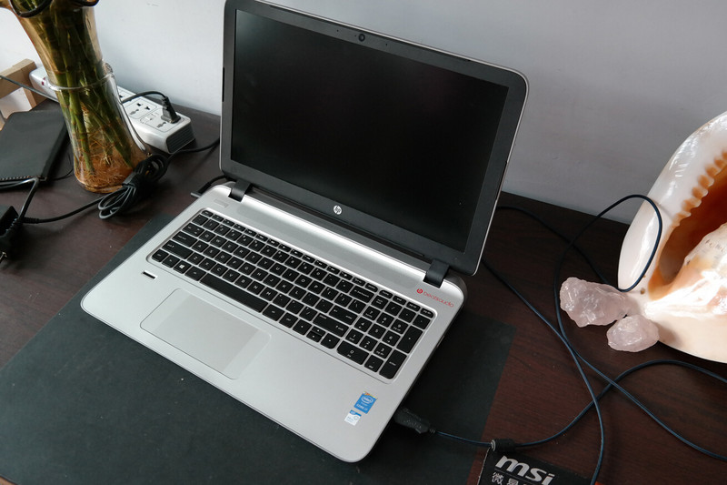 女神本！惠普E神15-k301TU小苍游戏笔记本开箱评测 实测LOL