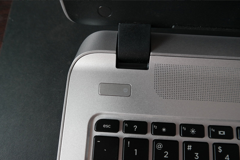 女神本！惠普E神15-k301TU小苍游戏笔记本开箱评测 实测LOL