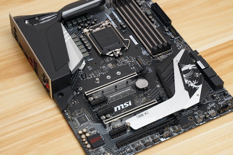 PC里的超跑——酷冷至尊COSMOS C700M装机SHOW