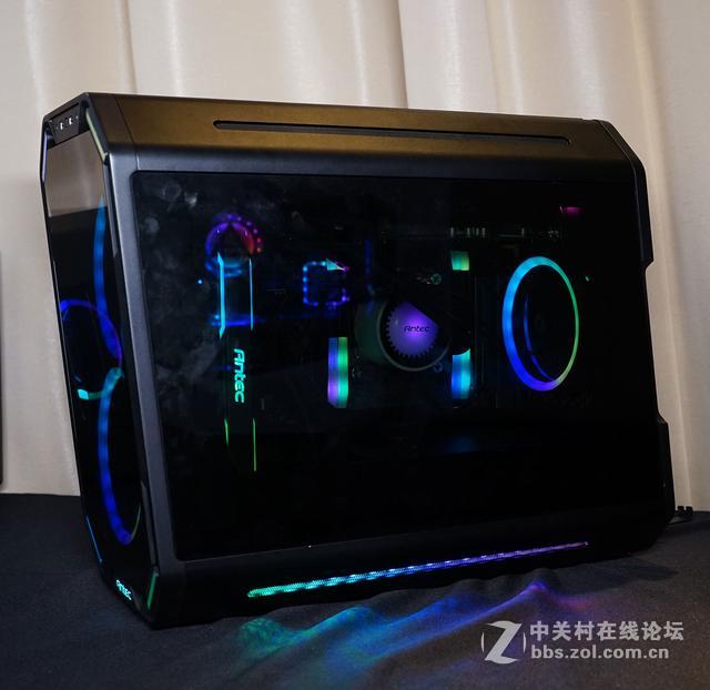 安钛克19台北展发布Cube Max机箱新品——大号Cube来了