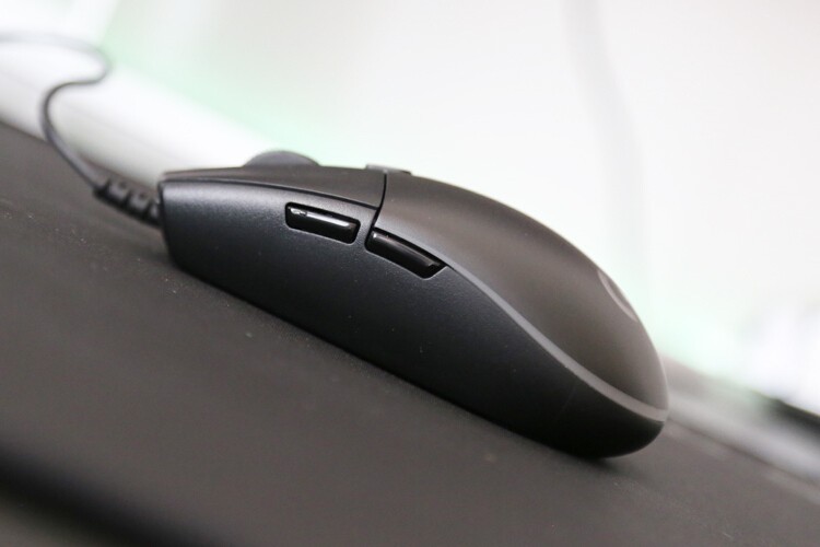 打造罗技旗舰灯效：罗技G102二代游戏鼠标开箱