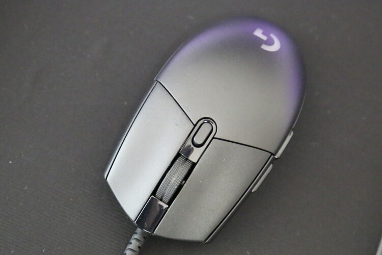 打造罗技旗舰灯效：罗技G102二代游戏鼠标开箱