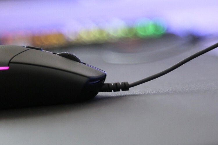 打造罗技旗舰灯效：罗技G102二代游戏鼠标开箱