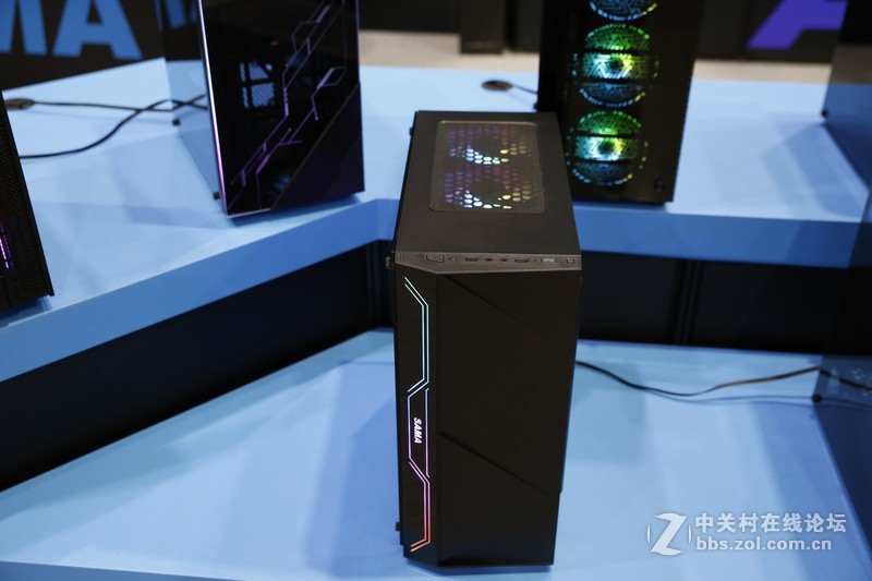 2019台北电脑展，先马很六