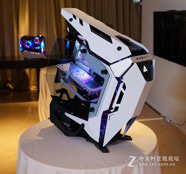 COMOUTEX2019新品不断——安钛克黑白配色魅影亮相