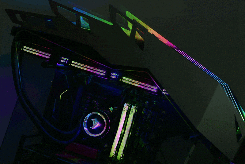 颜值与个性共舞，大水牛铁血战士异形机箱，越夜越有机