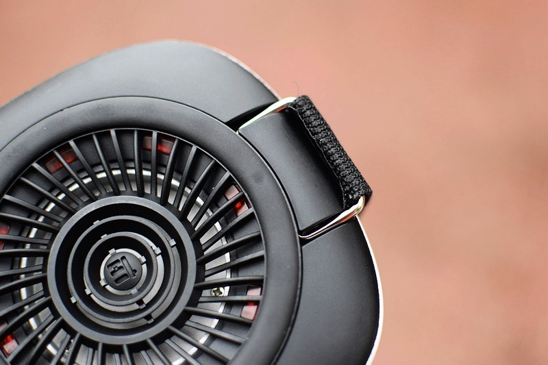 给爱人一份体贴 左点小艾2Max智能艾灸盒