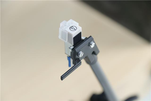 跨越时代的黑胶唱机，为何再成新秀？这个原因无可代替