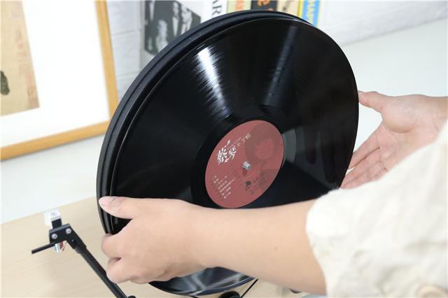跨越时代的黑胶唱机，为何再成新秀？这个原因无可代替