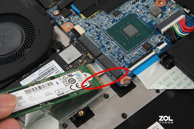 F117-BPRO-硬盘内存升级教程