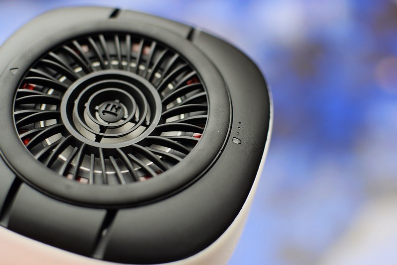 给爱人一份体贴 左点小艾2Max智能艾灸盒