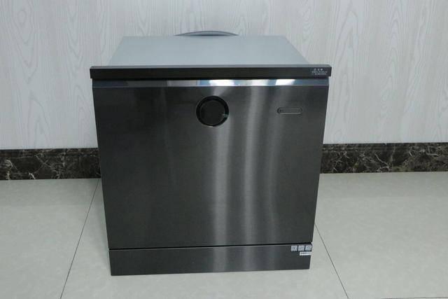 宅在家里不想洗碗怎么办？试试米家互联网洗碗机，so easy