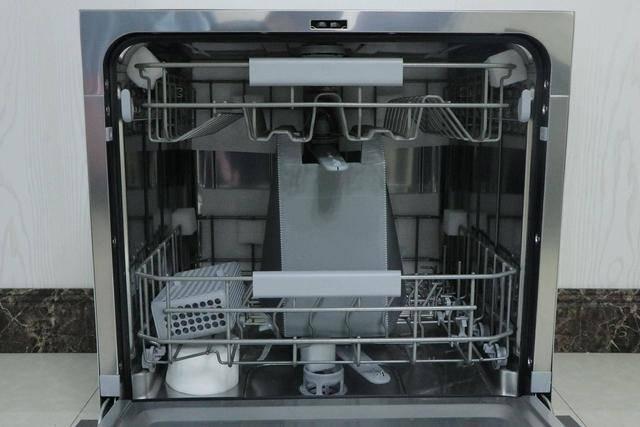 宅在家里不想洗碗怎么办？试试米家互联网洗碗机，so easy