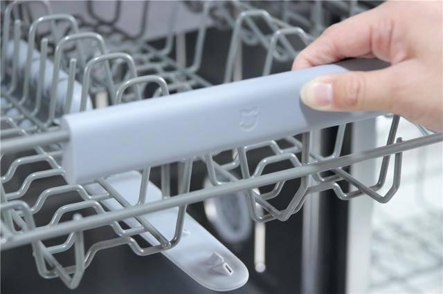 宅在家里不想洗碗怎么办？试试米家互联网洗碗机，so easy