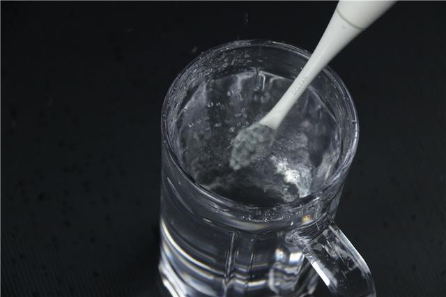 249元的电动牙刷竟有屏幕，刷完牙还有成绩单，Oclean X真会玩