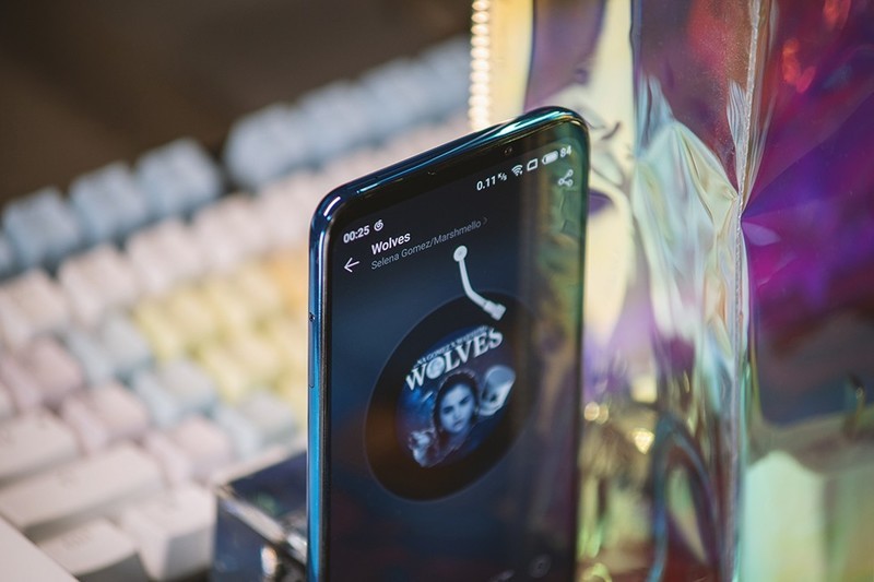 手感第二好的魅族16Xs 令我大开眼界