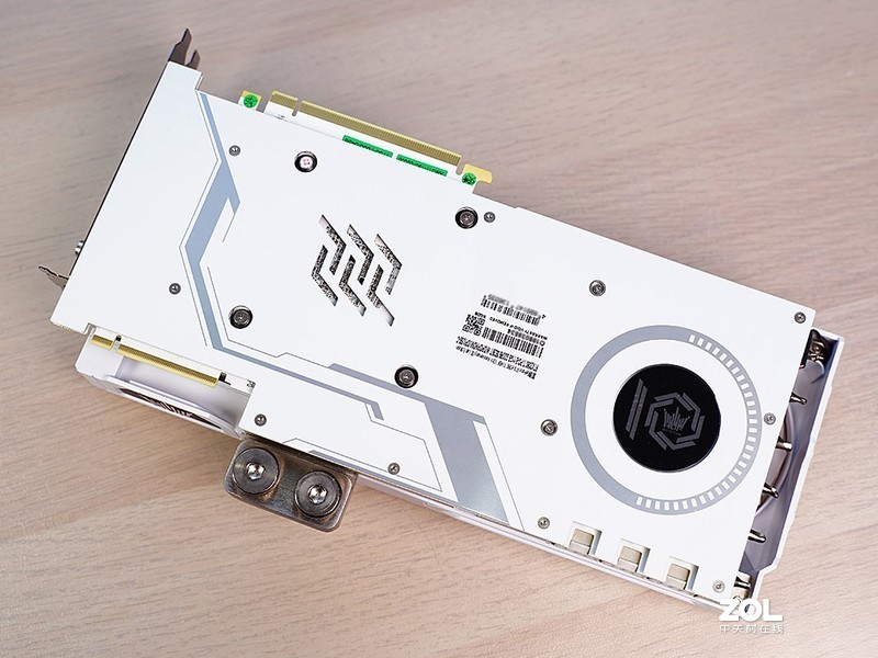 响应号召宅在家！分体水冷、RGB和信仰，这台PC主机全都有，终于可以好好玩游戏了！