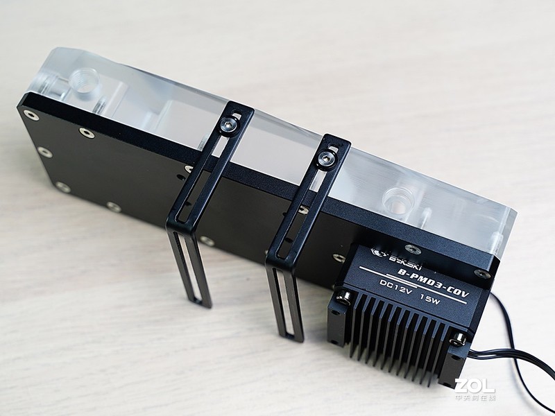 响应号召宅在家！分体水冷、RGB和信仰，这台PC主机全都有，终于可以好好玩游戏了！